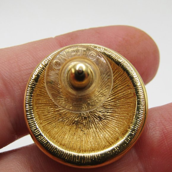 Vintage MONET Button Earrings Black White Enamel Gold Tone Eye Balls - Picture 3 of 4